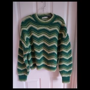 New sweater, brand Mango, different shades of green, size regular L